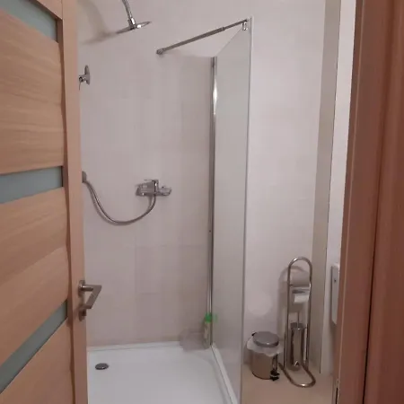 Mira Queen Lakosztaly Apartmán *
